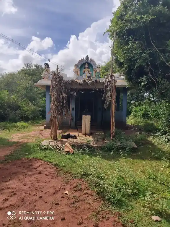 Arulmigu Muniyanar Temple, Viluthudayancheri, Ariyalur - 608901 Arulmigu Muniyanar Temple,  - 608901, Ariyalur - Ancient Temple Architecture and History Image 2
