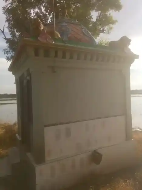 Arulmigu Muniyandavar Temple, Ujini - 613104 அருள்மிகு முனியாண்டவர் திருக்கோயில், Ujini - 613104, Thanjavur - Ancient Temple Architecture and History Image 3