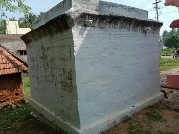 Arulmigu Muniyandi Swamy Temple, Nilayur - 625005 முனியாண்டிசுவாமி திருக்கோயில், Nilayur - 625005, Madurai - Ancient Temple Architecture and History Image 4