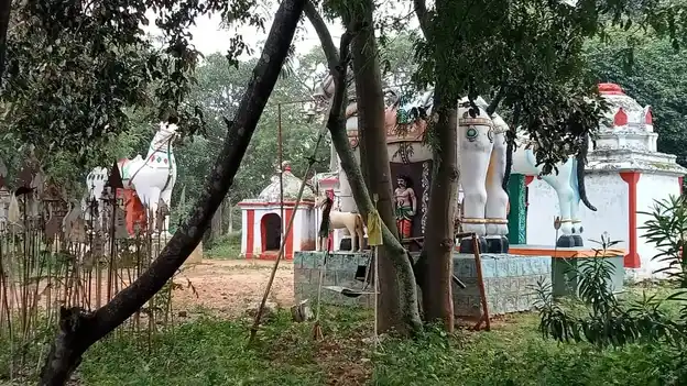 Arulmigu Muniyandi Temple, Sukkampatti - 624801 அருள்மிகு முனியாண்டி திருக்கோயில், Sukkampatti - 624801, Dindigul - Ancient Temple Architecture and History Image 2