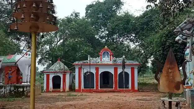 Arulmigu Muniyandi Temple, Sukkampatti - 624801 அருள்மிகு முனியாண்டி திருக்கோயில், Sukkampatti - 624801, Dindigul - Ancient Temple Architecture and History Image 5