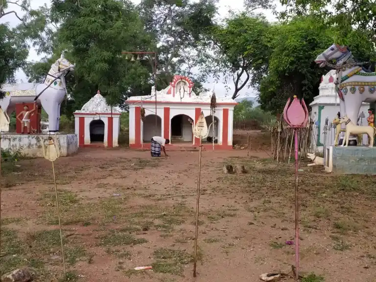 Arulmigu Muniyandi Temple, Sukkampatti - 624801 அருள்மிகு முனியாண்டி திருக்கோயில், Sukkampatti - 624801, Dindigul - Ancient Temple Architecture and History Image 6