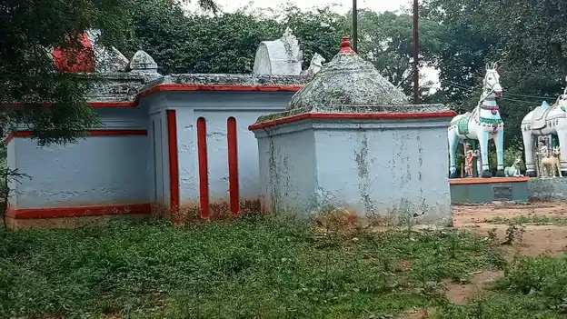 Arulmigu Muniyandi Temple, Sukkampatti - 624801 அருள்மிகு முனியாண்டி திருக்கோயில், Sukkampatti - 624801, Dindigul - Ancient Temple Architecture and History Image 12