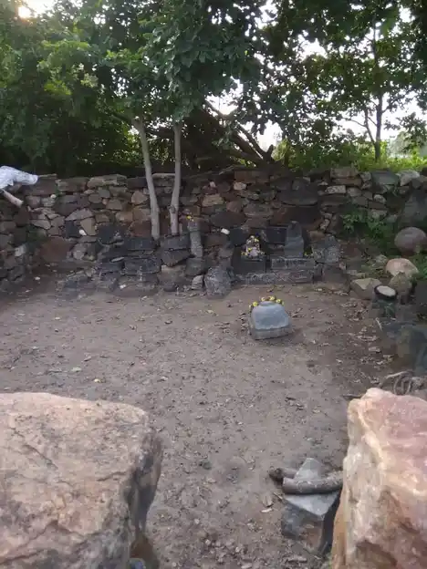 Arulmigu Muniyandiswamy Temple, Vengaikurichi - 621305 Arulmigu Muniyandiswamy Temple, Vengaikurichi - 621305, Thiruchirappalli - Ancient Temple Architecture and History Image 3