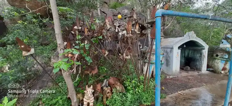 Arulmigu Muniyappa Swamy Temple, Karungal - 624620