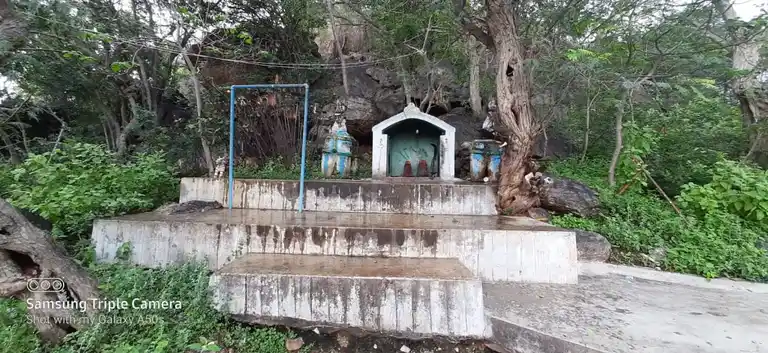 Arulmigu Muniyappa Swamy Temple, Karungal - 624620 அருள்மிகு முனியப்பசாமி கோயில், Karungal - 624620, Dindigul - Ancient Temple Architecture and History Image 2