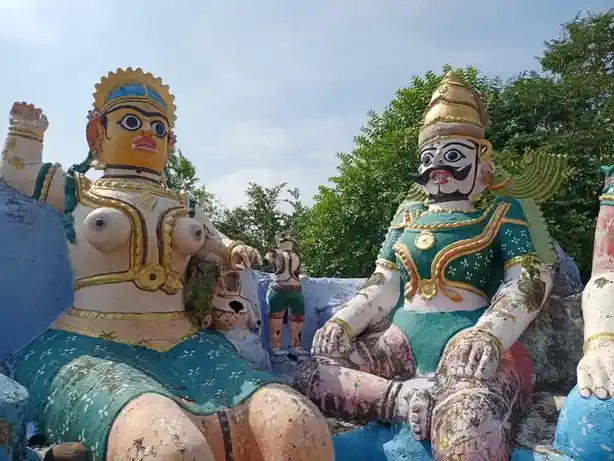 Arulmigu Muniyappan Bathrakaliamman Temple, Chinnathambipalayam - 637209 Temple