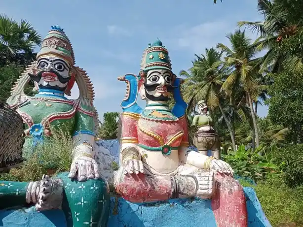 Arulmigu Muniyappan Bathrakaliamman Temple, Chinnathambipalayam - 637209 Arulmigu Muniyappan Bathrakaliamman Temple, சின்னதம்பிபாளையம் - 637209, Namakkal - Ancient Temple Architecture and History Image 3