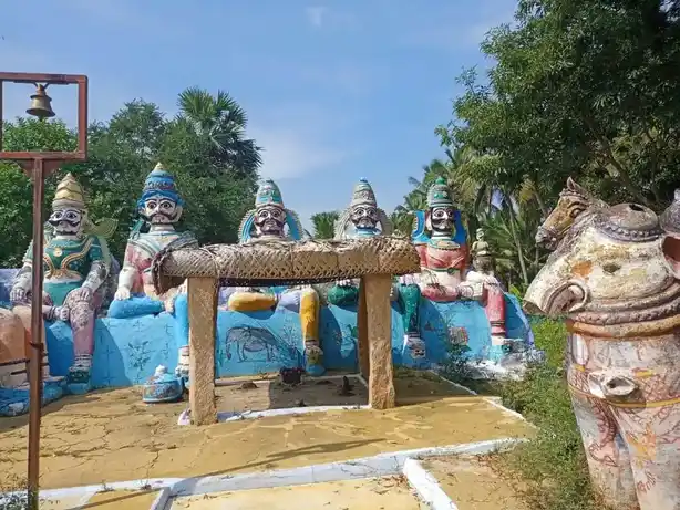 Arulmigu Muniyappan Bathrakaliamman Temple, Chinnathambipalayam - 637209 Arulmigu Muniyappan Bathrakaliamman Temple, சின்னதம்பிபாளையம் - 637209, Namakkal - Ancient Temple Architecture and History Image 5