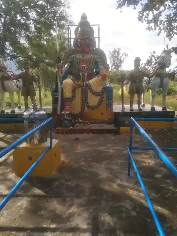 Arulmigu Muniyappan Temple, Gujjarahalli - 636806 Arulmigu Muniyappan Temple, Gujjarahalli - 636806, Dharmapuri - Ancient Temple Architecture and History Image 3