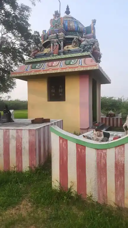 Arulmigu Muniyasamy Temple, Kundukulam - 623630 Arulmigu Muniyasamy Temple, Kundukulam - 623630, Ramanathapuram - Ancient Temple Architecture and History Image 4