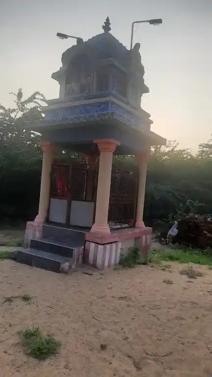 Arulmigu Muniyasamy Temple, Kundukulam - 623630 Arulmigu Muniyasamy Temple, Kundukulam - 623630, Ramanathapuram - Ancient Temple Architecture and History Image 6