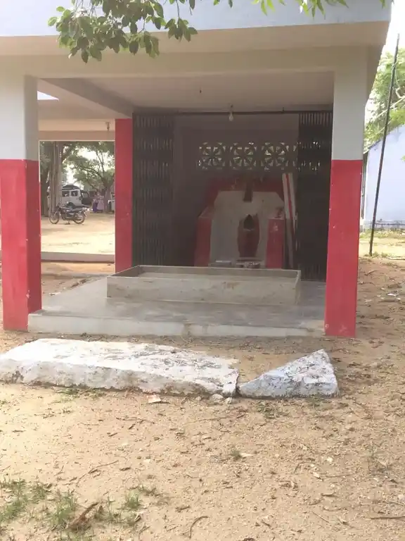 Arulmigu Muniyasamy Temple, Valayangulam - 625022 முனியசாமி கோயில், Valayangulam - 625022, Madurai - Ancient Temple Architecture and History Image 3