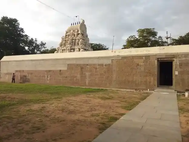 Arulmigu Munkudumdiswarar Temple, P.V.Kalathur A - 603104 அருள்மிகு முன்குடும்டீஸ்வரர் திருக்கோயில், P.V.Kalathur A - 603104, Chengalpattu - Ancient Temple Architecture and History Image 2