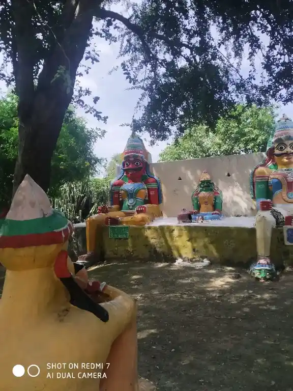 Arulmigu Munniyappan Temple, Iluppili - 638501 அருள்மிகு முனியப்பன் திருக்கோயில், Iluppili - 638501, Erode - Ancient Temple Architecture and History Image 3