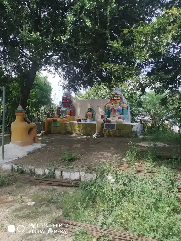 Arulmigu Munniyappan Temple, Iluppili - 638501 அருள்மிகு முனியப்பன் திருக்கோயில், Iluppili - 638501, Erode - Ancient Temple Architecture and History Image 4