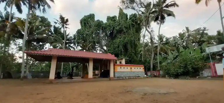 Arulmigu Munnunttumangalam Kandan Sastha Temple, Kuzhithurai, Vanniyoor - 629162 அருள்மிகு முன்னுhற்று மங்கலம் கண்டன் சாஸ்தா திருக்கோயில், Kuzhithurai, Vanniyoor - 629162, Kanyakumari - Ancient Temple Architecture and History Image 2