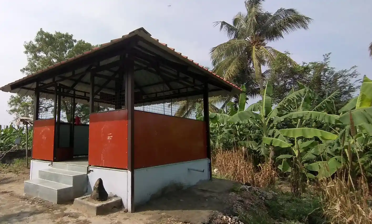 Arulmigu Muppari Andavar Temple, Vadaputhinatham - 642205 அருள்மிகு முப்பரி ஆண்டவர் திருக்கோயில், Vadaputhinatham - 642205, Tiruppur - Ancient Temple Architecture and History Image 3