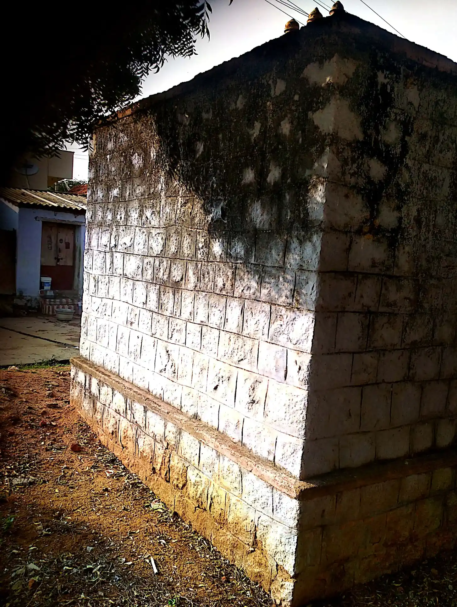 Arulmigu Muppiathiamman Temple, Kallikulam - 627502 அருள்மிகு முப்புடாதியம்மன் திருக்கோயில், Kallikulam - 627502, Tirunelveli - Ancient Temple Architecture and History Image 2