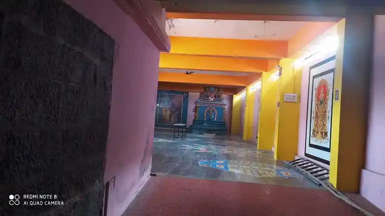 Arulmigu Muppidariamman Temple, Daily Market, Kadayanallur - 627751 அருள்மிகு முப்புடாதி அம்மன் திருக்கோயில், Daily Market, Kadayanallur - 627751, Tenkasi - Ancient Temple Architecture and History Image 4