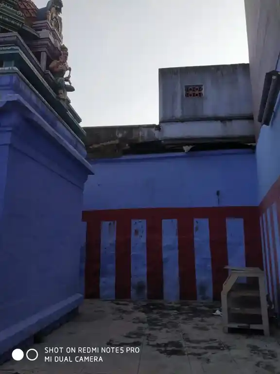 Arulmigu Muppidariamman Temple, Thenkarai, Periyakulam - 625601 அருள்மிகு முப்பிடாரியம்மன் திருக்கோயில், தென்கரை, பெரியகுளம் - 625601, Theni - Ancient Temple Architecture and History Image 2