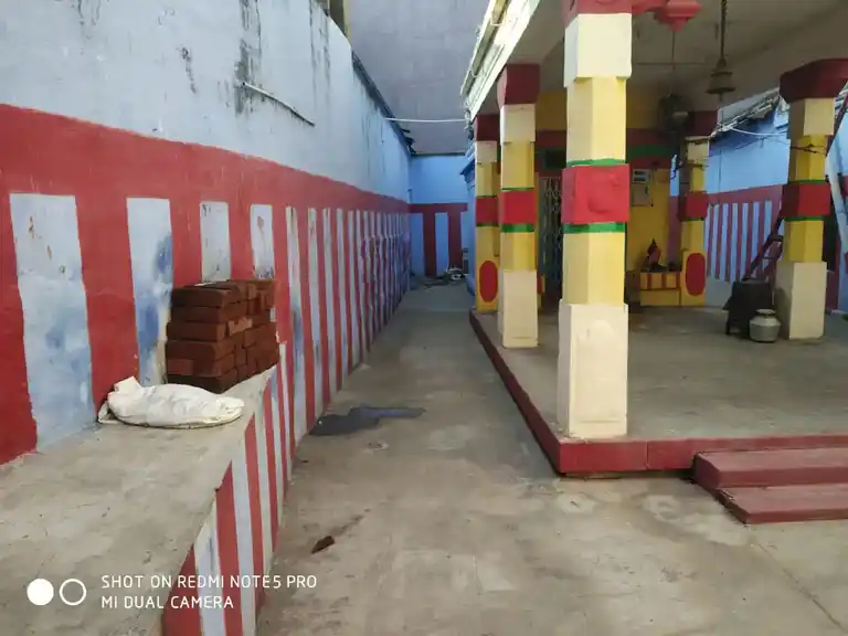 Arulmigu Muppidariamman Temple, Thenkarai, Periyakulam - 625601 அருள்மிகு முப்பிடாரியம்மன் திருக்கோயில், தென்கரை, பெரியகுளம் - 625601, Theni - Ancient Temple Architecture and History Image 5