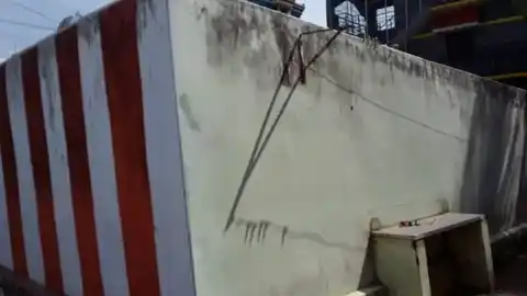 Arulmigu Muppidathi Amman Temple, Ayan Pottalpudhur, Ayan Pottalpudhur - 627423 அருள்மிகு முப்பிடாதி அம்மன் திருக்கோயில், அயன் பொட்டல்புதூா், அயன் பொட்டல்புதூா் - 627423, Tenkasi - Ancient Temple Architecture and History Image 3