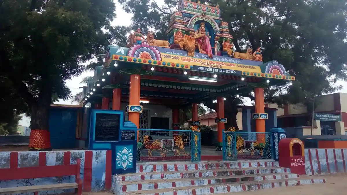 Arulmigu Muppidathi Amman Temple, Odaimarichchan, Odaimarichchan - 627602 அருள்மிகு முப்பிடாதியம்மன் திருக்கோயில், ஓடைமறிச்சான், ஓடைமறிச்சான் - 627602, Tenkasi - Ancient Temple Architecture and History Image 2