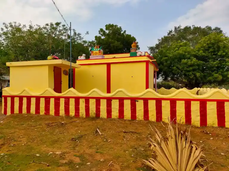 Arulmigu Muppidathi Amman @ Uchini Maakali Amman Temple, Subramaniyapuram - 627108 அருள்மிகு முப்புடாதியம்மன் திருக்கோயில், Subramaniyapuram - 627108, Tirunelveli - Ancient Temple Architecture and History Image 3