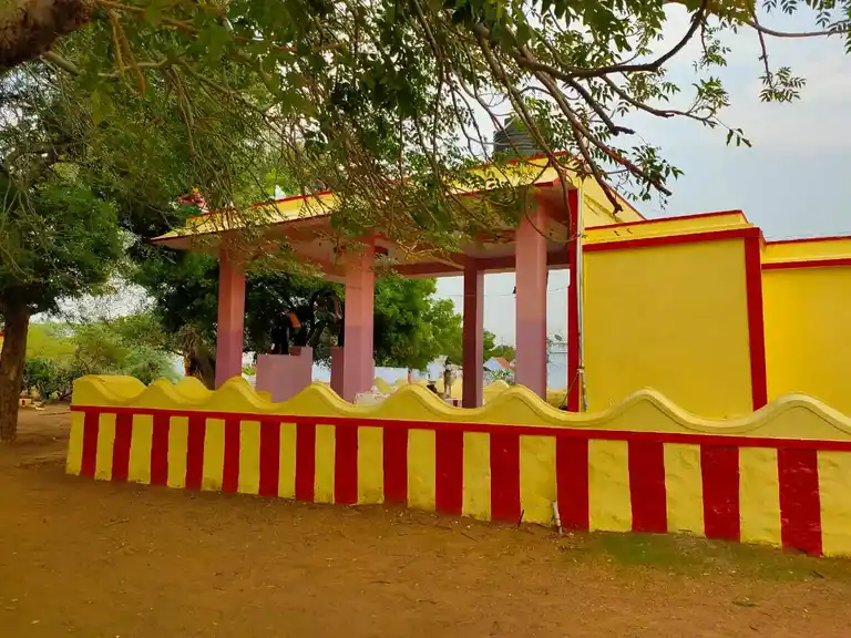 Arulmigu Muppidathi Amman @ Uchini Maakali Amman Temple, Subramaniyapuram - 627108 அருள்மிகு முப்புடாதியம்மன் திருக்கோயில், Subramaniyapuram - 627108, Tirunelveli - Ancient Temple Architecture and History Image 4