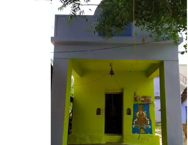 Arulmigu Muppidathiamman Temple, In Front Of The Poosari House, Kulasekaramangalam - 627862 அருள்மிகு முப்புடாதியம்மன் திருக்கோயில், In Front Of The Poosari House, Kulasekaramangalam - 627862, Tenkasi - Ancient Temple Architecture and History Image 4