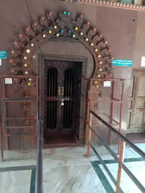 Arulmigu Muppidathiamman Temple, Sankarankoil - 627756 Arulmigu Muppidathiamman Temple., Sankarankoil - 627756, Tenkasi - Ancient Temple Architecture and History Image 2