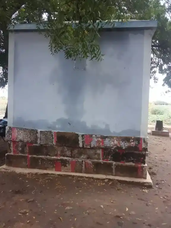 Arulmigu Muppidathiamman Temple, Village Out Side, Pirancheri - 627353 அருள்மிகு முப்புடாதியம்மன் திருக்கோயில், Village Out Side, பிரான்சேரி - 627353, Tirunelveli - Ancient Temple Architecture and History Image 4