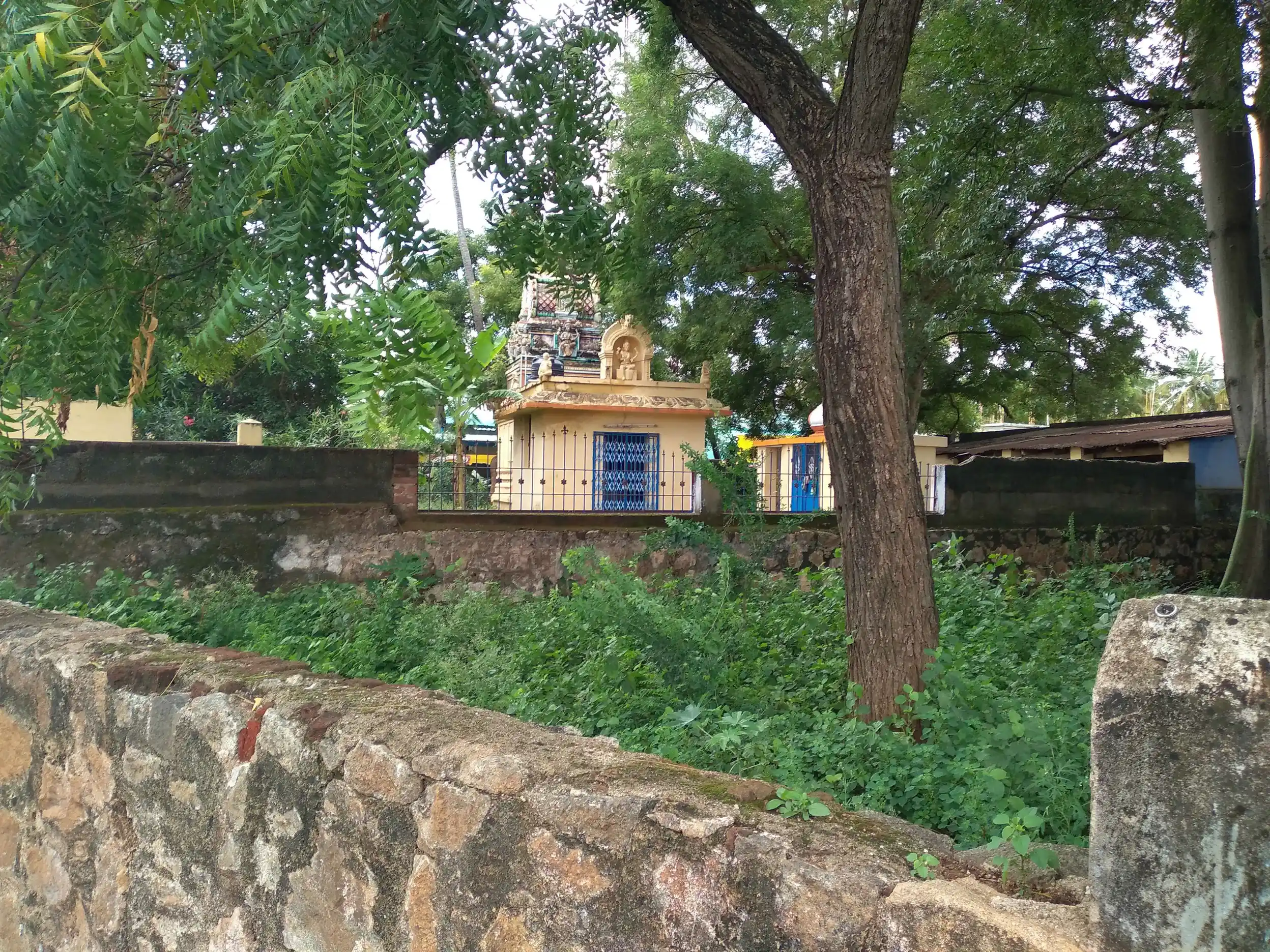 Arulmigu Muppudathi Amman Temple, Thirumali Temple, Panpoli - 627807 அருள்மிகு முப்பிடாதியம்மன் திருக்கோயில், Thirumali Temple, Panpoli - 627807, Tenkasi - Ancient Temple Architecture and History Image 2