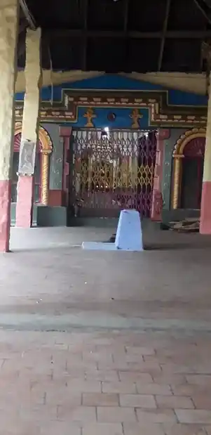 Arulmigu Muppudathiamman Temple, Near Ground, Keelapavoor - 627806 அருள்மிகு முப்பிடாதியம்மன் திருக்கோயில், -, Keelapavoor - 627806, Tenkasi - Ancient Temple Architecture and History Image 6