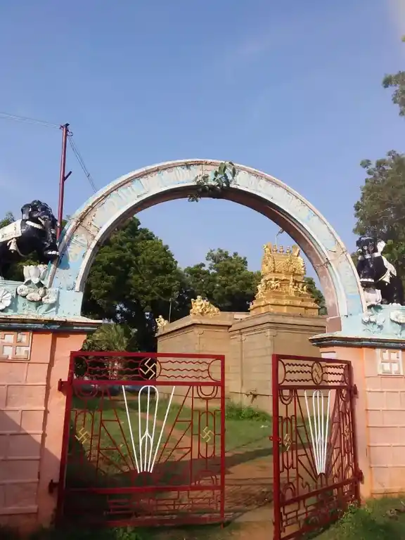 Arulmigu Muppudathiamman Temple, Near Watertank, Kandamangalam - 627808