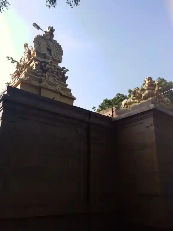 Arulmigu Muppudathiamman Temple, Near Watertank, Kandamangalam - 627808 அருள்மிகு முப்பிடாதியம்மன் திருக்கோயில், -, Kandamangalam - 627808, Tenkasi - Ancient Temple Architecture and History Image 3