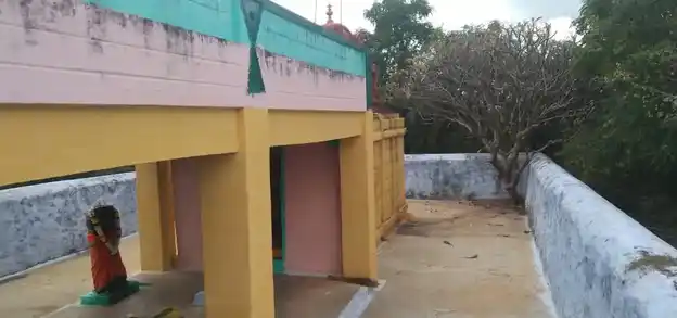 Arulmigu Murari Venkatesaperumal Temple, Molasi - 637201 அருள்மிகு முராரி வெங்கடேசப்பெருமாள் திருக்கோயில், Molasi - 637201, Namakkal - Ancient Temple Architecture and History Image 4