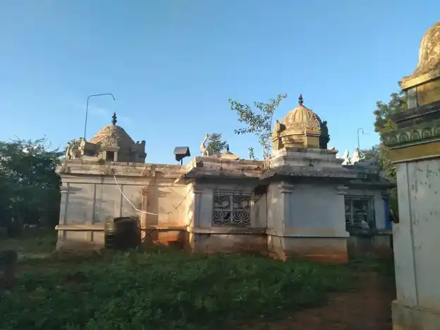 Arulmigu Murugan Temple, Nathamadippatti - 613402 அருள்மிகு முருகன் திருக்கோயில், Nathamadippatti - 613402, Pudukkottai - Ancient Temple Architecture and History Image 6
