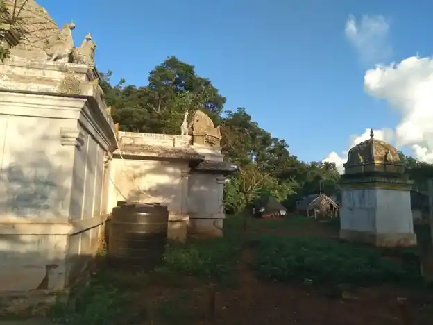 Arulmigu Murugan Temple, Nathamadippatti - 613402 அருள்மிகு முருகன் திருக்கோயில், Nathamadippatti - 613402, Pudukkottai - Ancient Temple Architecture and History Image 7