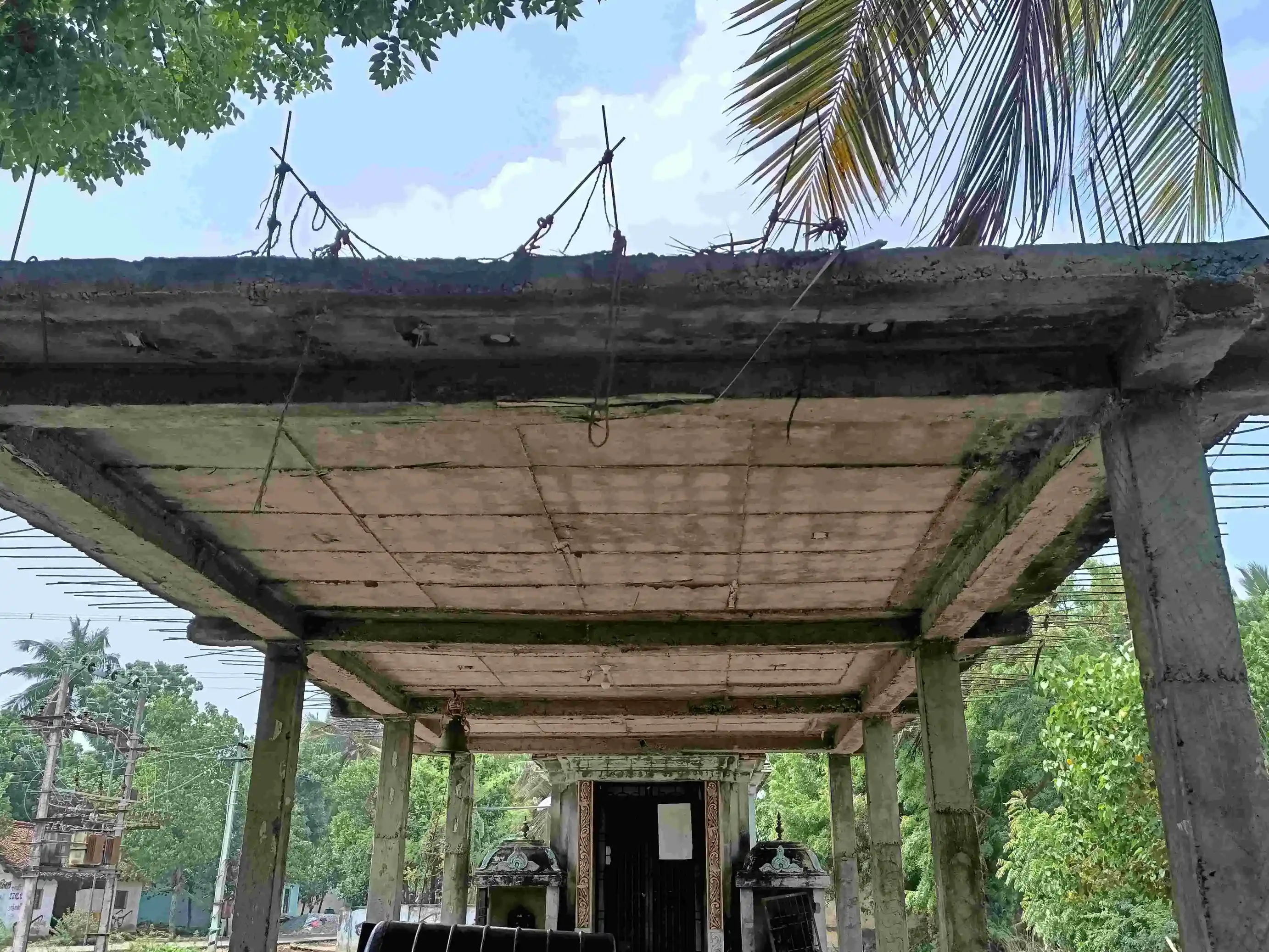 Arulmigu Murugan Temple, Puliyanthurai - 609101 அருள்மிகு முருகன் திருக்கோயில், Sirkali - 609101, Mayiladuthurai - Ancient Temple Architecture and History Image 4