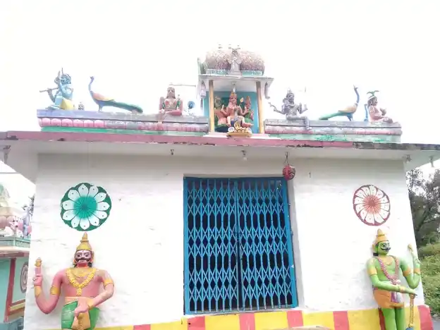 Arulmigu Murugan Temple, Sengalaneerpatti, Uttangarai - 635207 Temple