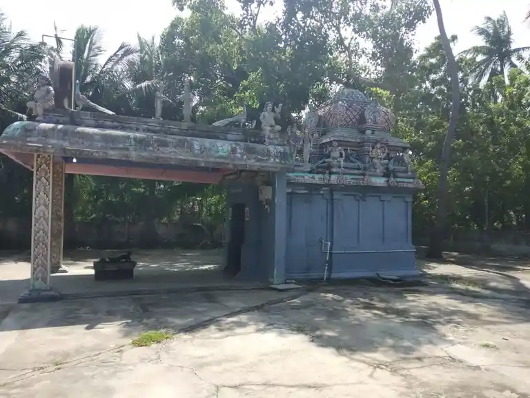 Arulmigu Murugaperumal Temple, Kootumangudi, Alakudi - 609108 Temple