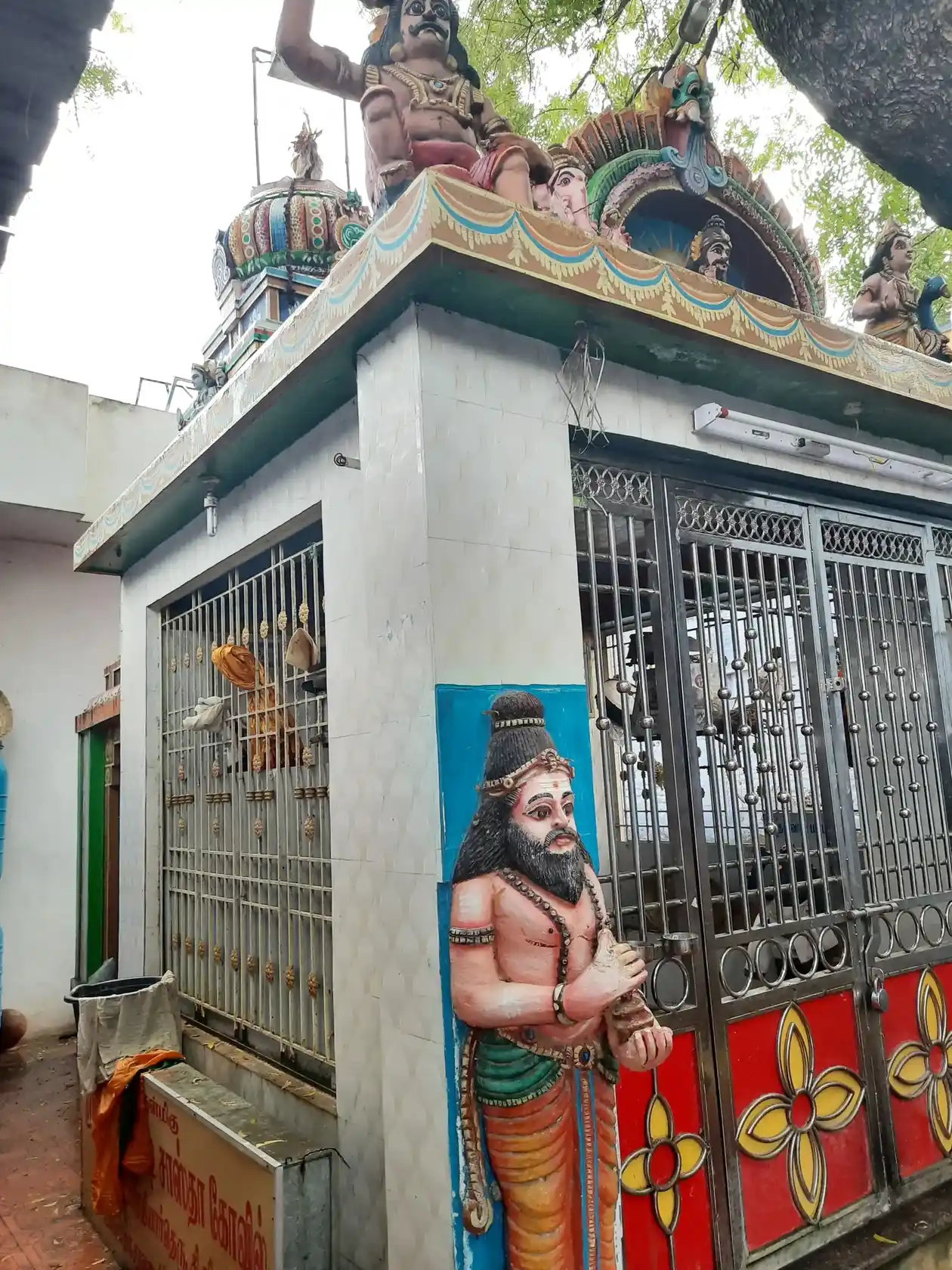 Arulmigu Murungaiyadi Sastha And Muppidathiamman Temple, Tirunelveli - 627006 அருள்மிகு ஸ்ரீ முருங்கையடி சாஸ்தா மற்றும் முப்பிடாதியம்மன் திருக்கோயில், Tirunelveli - 627006, Tirunelveli - Ancient Temple Architecture and History Image 3