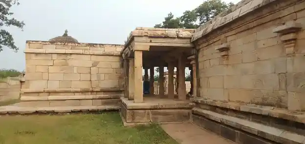 Arulmigu Musukundeeswarar Temple, Kodumpaalur - 621316 அருள்மிகு முசுகுந்தீஸ்வரர் திருக்கோயில், Kodumpaalur - 621316, Pudukkottai - Ancient Temple Architecture and History Image 4