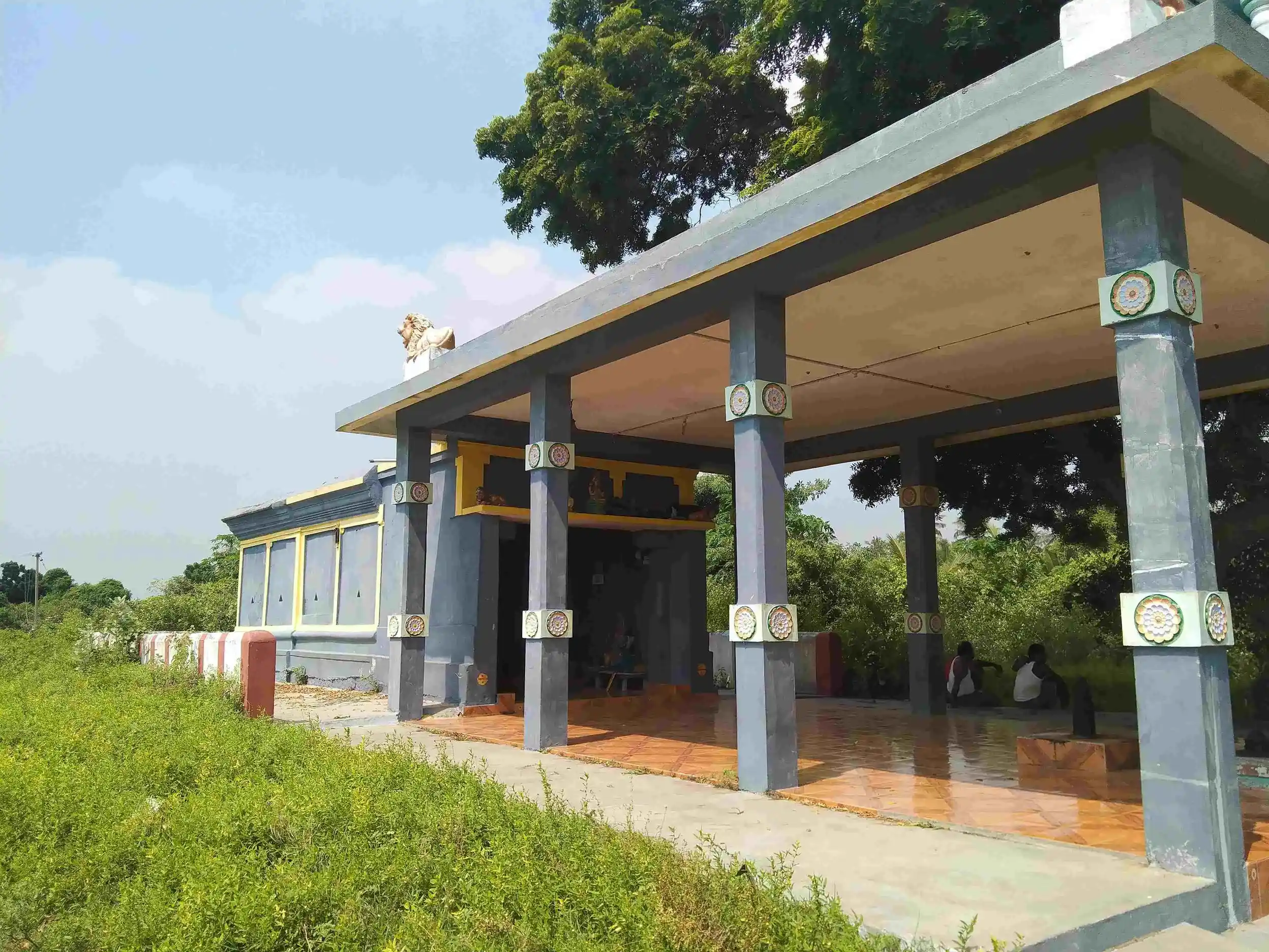 Arulmigu Muthalammam Temple, Nadumaram - 603305 அருள்மிகு முத்தாலம்மன் திருக்கோயில், Nadumaram - 603305, Chengalpattu - Ancient Temple Architecture and History Image 5