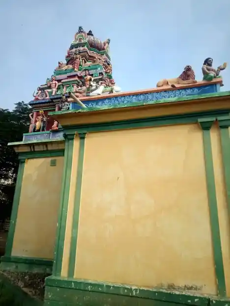 Arulmigu Muthalamman And Kannimaar Temple, Cettinayakanpatti - 624004 அருள்மிகு முத்தாலம்மன் மற்றும் கன்னிமார் கோயில், Cettinayakanpatti - 624004, Dindigul - Ancient Temple Architecture and History Image 2