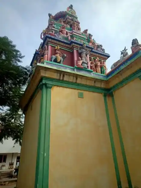 Arulmigu Muthalamman And Kannimaar Temple, Cettinayakanpatti - 624004 அருள்மிகு முத்தாலம்மன் மற்றும் கன்னிமார் கோயில், Cettinayakanpatti - 624004, Dindigul - Ancient Temple Architecture and History Image 4