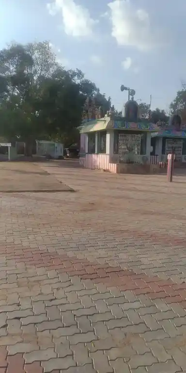 Arulmigu Muthalamman Kalliamman Temple, Chellapanayakenpatti - 624405
