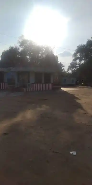 Arulmigu Muthalamman Kalliamman Temple, Chellapanayakenpatti - 624405 அருள்மிகு முத்தாளம்மன், காளியம்மன் திருக்கோயில், செல்லப்பநாயக்கன்பட்டி - 624405, Dindigul - Ancient Temple Architecture and History Image 3